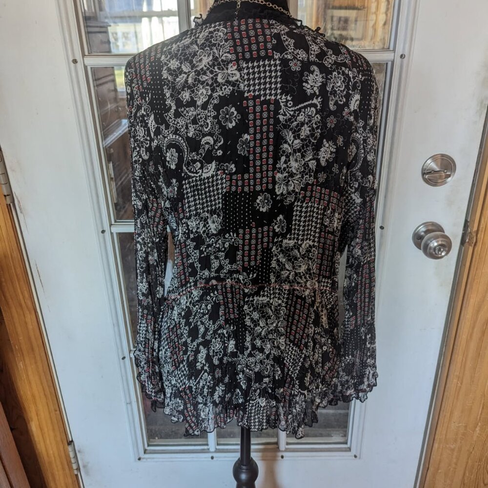 Blouse - Picture 2 of 3